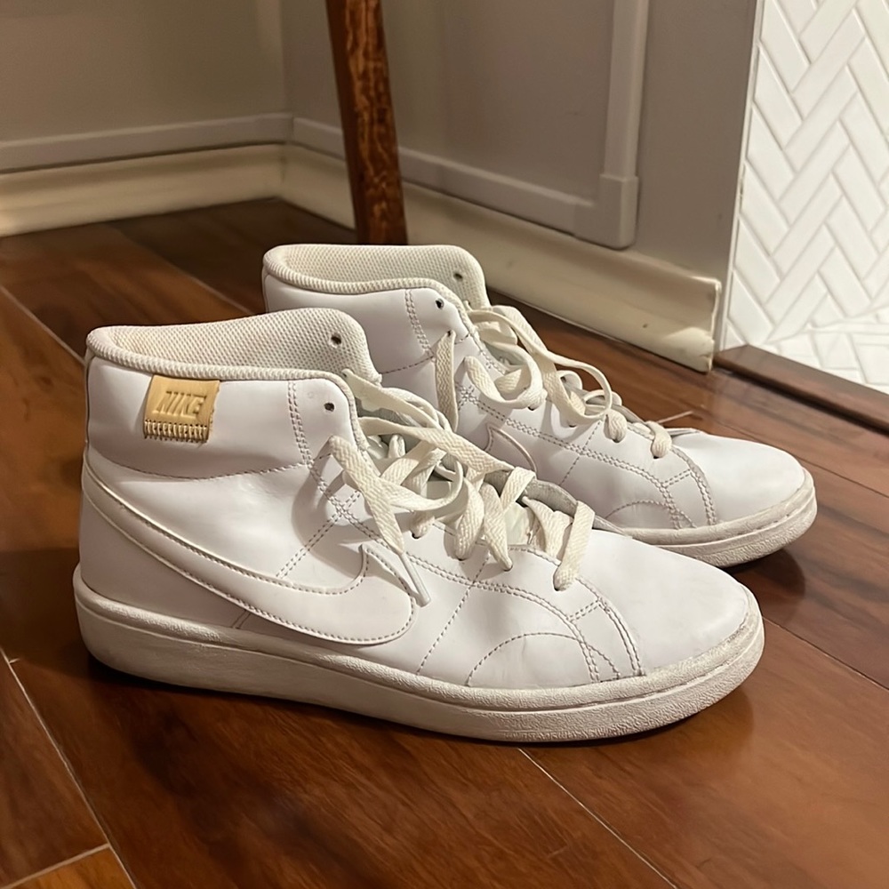 White Nike Sneakers